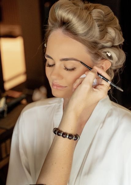 Professional wedding makeup artist in Phuket for brides