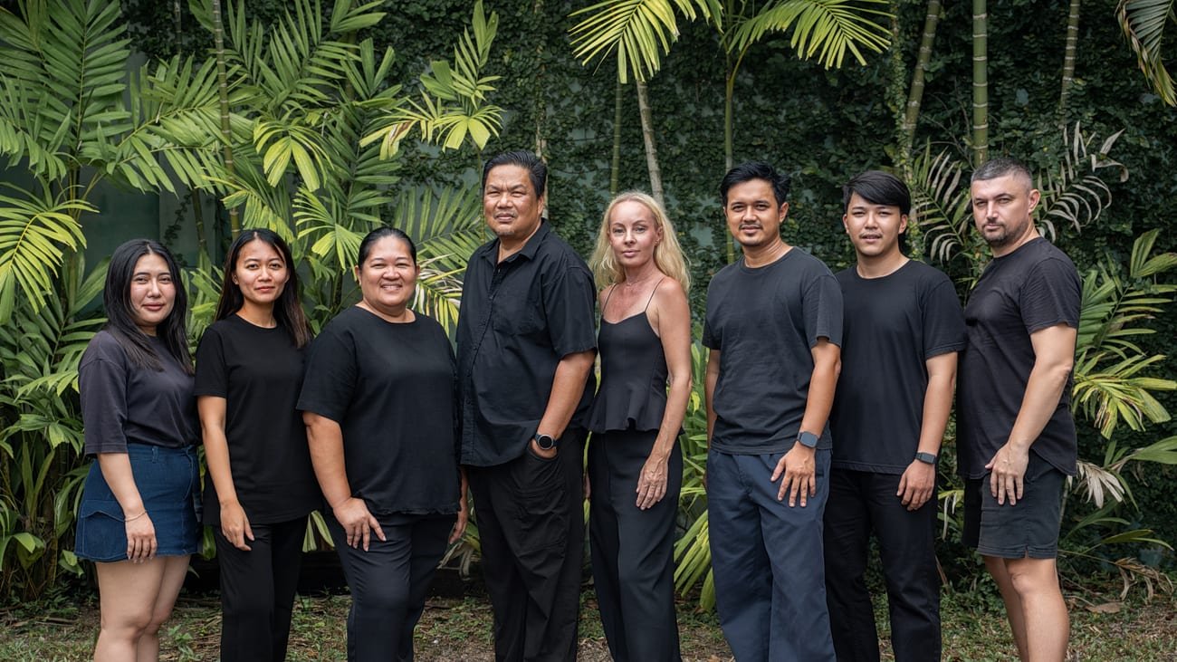 Tropica Wedding team of wedding planners, photographers and decorators in Phuket