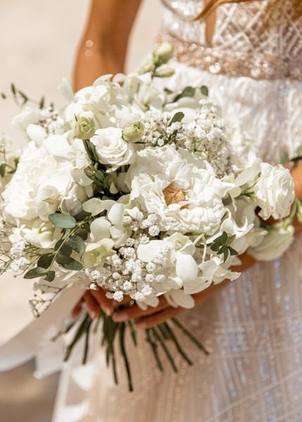 Fresh tropical wedding bouquet delivery service in Phuket