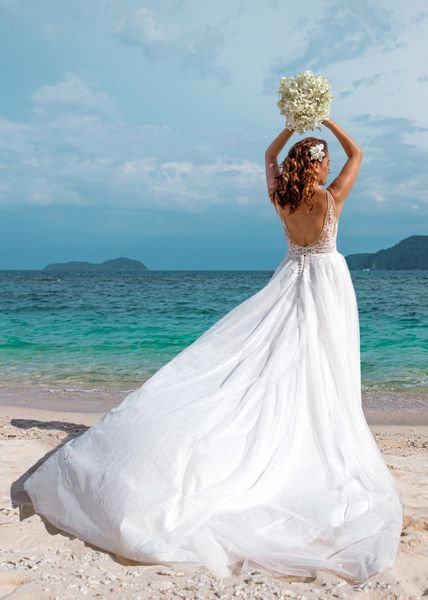 Beautiful wedding dress rental service in Phuket for destination weddings