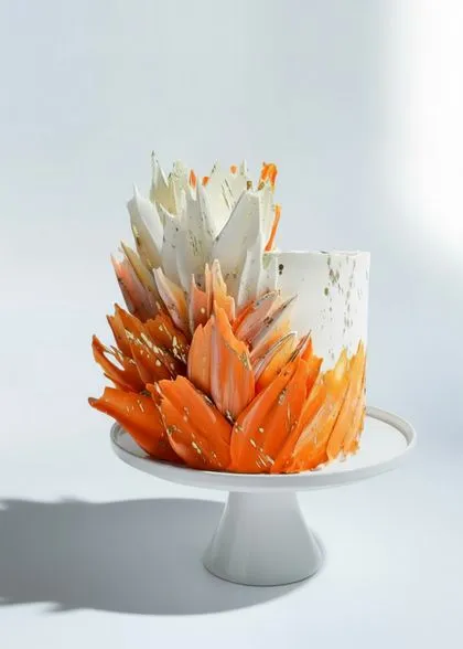 Breathtaking custom wedding cake for cliff-top wedding in Phuket with ocean views