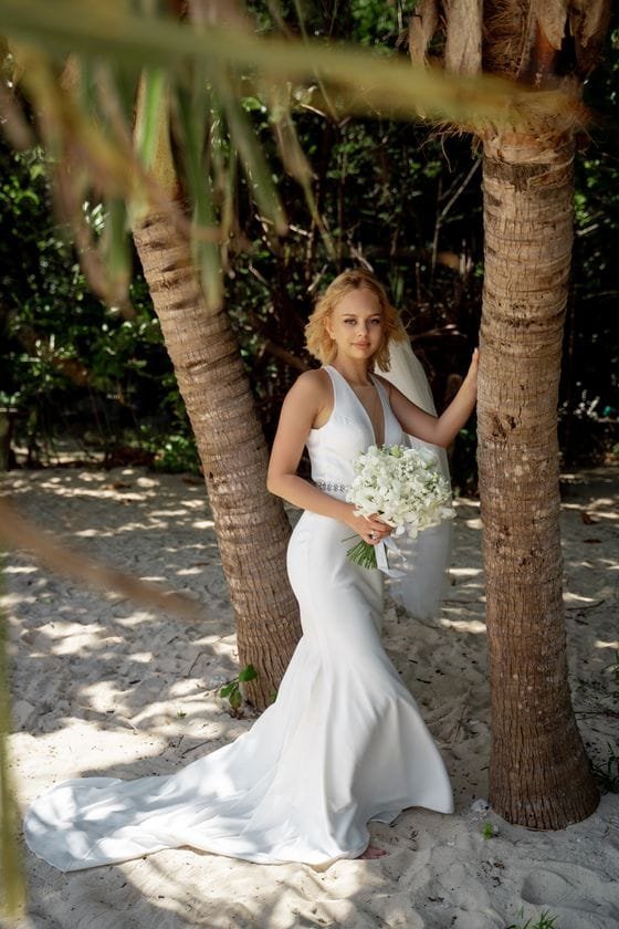 Wedding dress rental Phuket - elegant white wedding gown