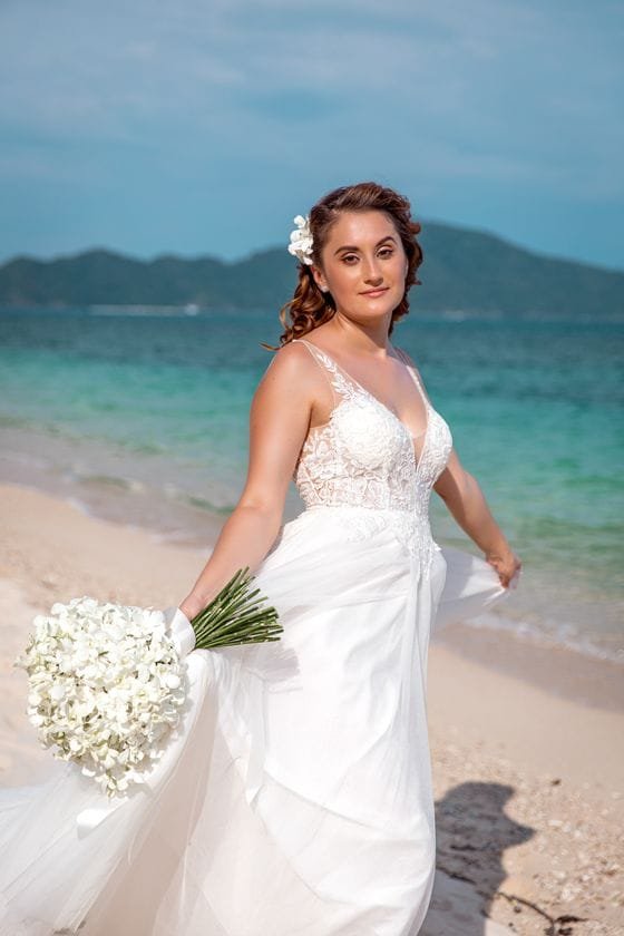 Wedding dress rental Phuket - beautiful bride in white dress