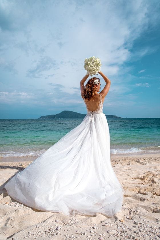 Wedding dress rental Phuket - stunning wedding dress collection
