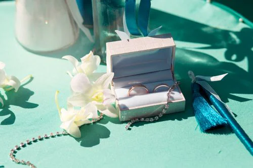 Turquoise classic floral wedding arch, Phuket — photo 4