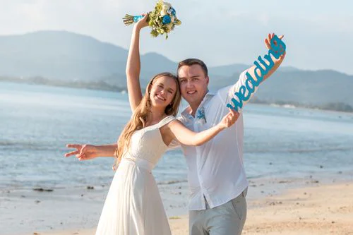 Turquoise classic floral wedding arch, Phuket — photo 34