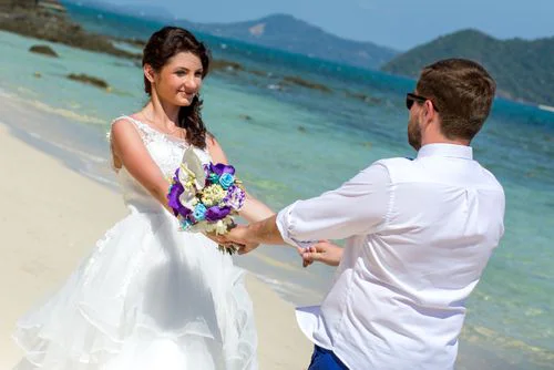 Purple geometric bamboo wedding arch, Margarita and Oleg, Phuket — photo 44