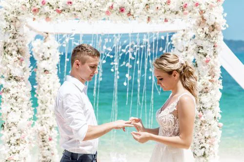 White and pink geometric bamboo wedding arch, Mihail and Tatyana, Phuket — photo 15