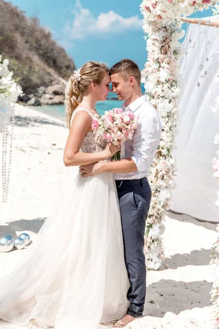 White and pink geometric bamboo wedding arch, Mihail and Tatyana, Phuket — photo 39