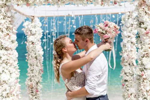 White and pink geometric bamboo wedding arch, Mihail and Tatyana, Phuket — photo 40