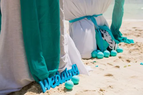 Turquoise geometric bamboo wedding arch, Natasha and Sergei, Phuket — photo 3