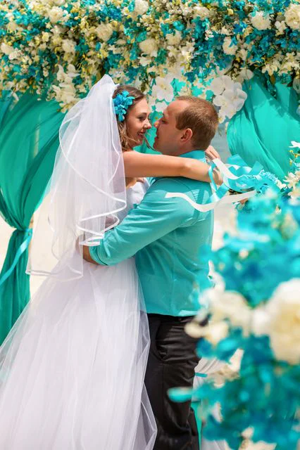 Turquoise geometric bamboo wedding arch, Natasha and Sergei, Phuket — photo 13