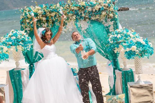 Turquoise geometric bamboo wedding arch, Natasha and Sergei, Phuket — photo 16