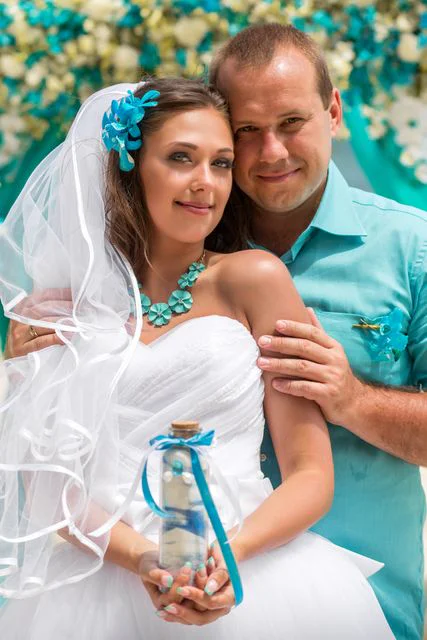Turquoise geometric bamboo wedding arch, Natasha and Sergei, Phuket — photo 19