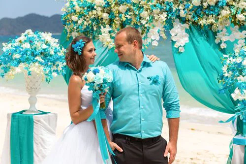 Turquoise geometric bamboo wedding arch, Natasha and Sergei, Phuket — photo 29