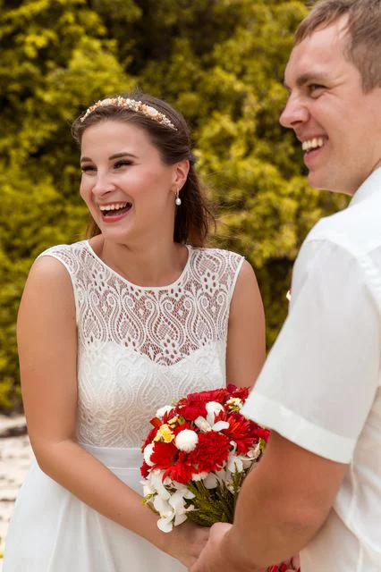 Red geometric wedding arch in Phuket — Anya and Anton, Phuket — photo 6