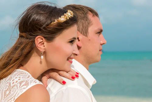 Red geometric wedding arch in Phuket — Anya and Anton, Phuket — photo 41