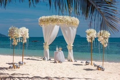 Geometric Arch with White — top coverage — Phuket wedding decoration