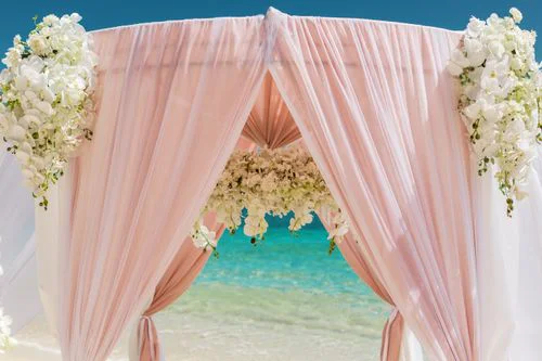 Pink geometric wedding arch, Anzhelika and Artur, Phuket — photo 4