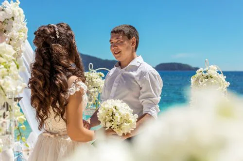 Pink geometric wedding arch, Anzhelika and Artur, Phuket — photo 9