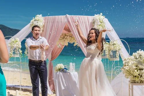 Pink geometric wedding arch, Anzhelika and Artur, Phuket — photo 19