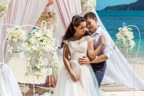 Pink geometric wedding arch, Anzhelika and Artur, Phuket — photo 28