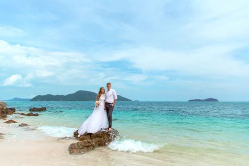 Pink classic floral wedding arch, Ulyana and Andrei, Phuket — photo 30