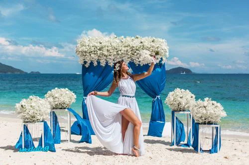Blue geometric bamboo wedding arch, Phuket — photo 18