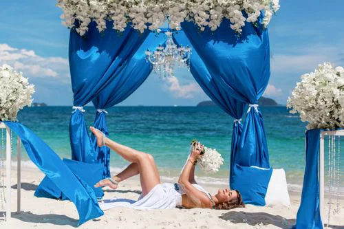 Blue geometric bamboo wedding arch, Phuket — photo 20