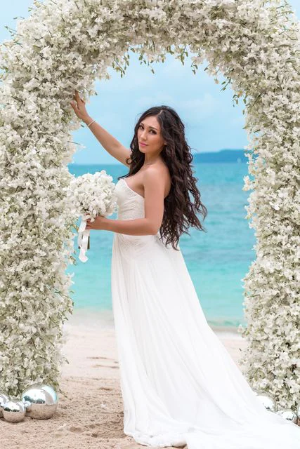 White classic floral wedding arch, Kristina and Dima, Phuket — photo 21