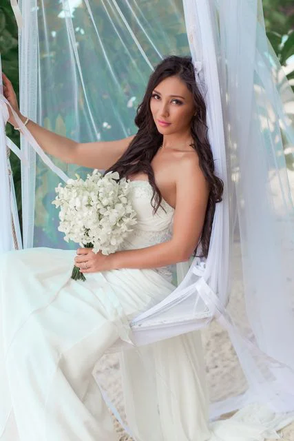 White classic floral wedding arch, Kristina and Dima, Phuket — photo 38