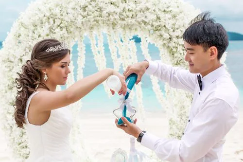 White round floral wedding arch, Kristina and Lesha, Phuket — photo 15