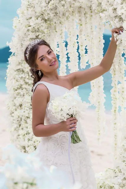 White round floral wedding arch, Kristina and Lesha, Phuket — photo 30