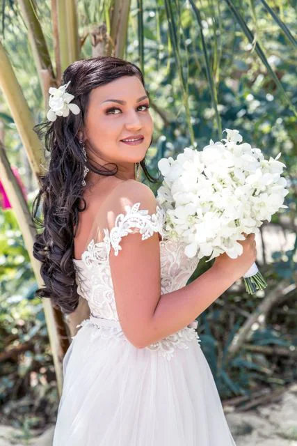 Pink geometric bamboo wedding arch, Natasha and Venya, Phuket — photo 3