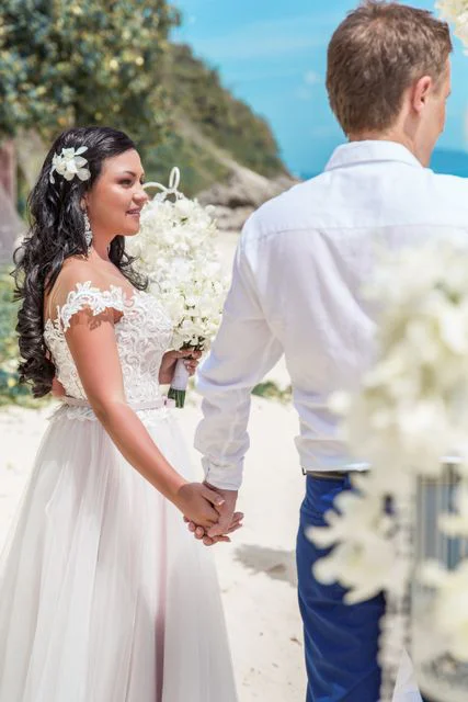Pink geometric bamboo wedding arch, Natasha and Venya, Phuket — photo 13