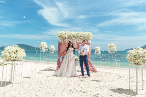 Pink geometric bamboo wedding arch, Natasha and Venya, Phuket — photo 19