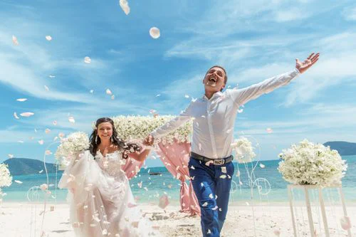 Pink geometric bamboo wedding arch, Natasha and Venya, Phuket — photo 23
