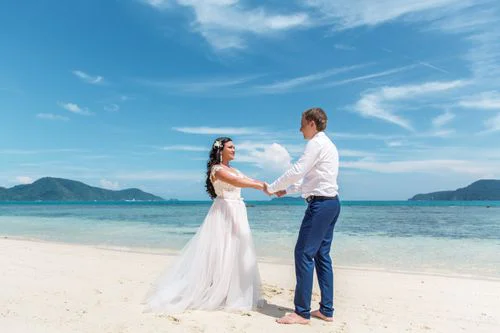 Pink geometric bamboo wedding arch, Natasha and Venya, Phuket — photo 36