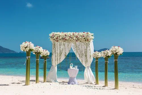 Green geometric bamboo wedding arch, Ina and Tautvydas, Phuket — photo 1