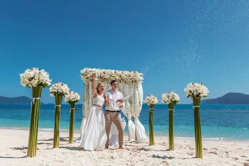 Green geometric bamboo wedding arch, Ina and Tautvydas, Phuket — photo 18