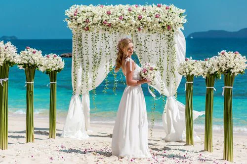 Green geometric bamboo wedding arch, Ina and Tautvydas, Phuket — photo 23