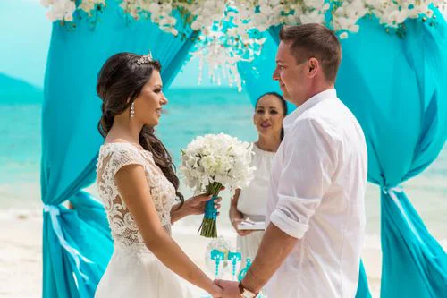 Turquoise geometric bamboo wedding arch, Marina and Andrei, Phuket — photo 6
