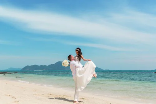 Turquoise geometric bamboo wedding arch, Marina and Andrei, Phuket — photo 31