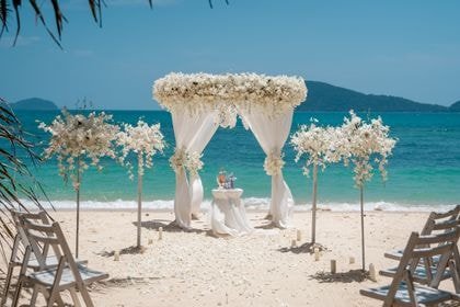 Geometric Arch with White — top coverage — Phuket wedding decoration