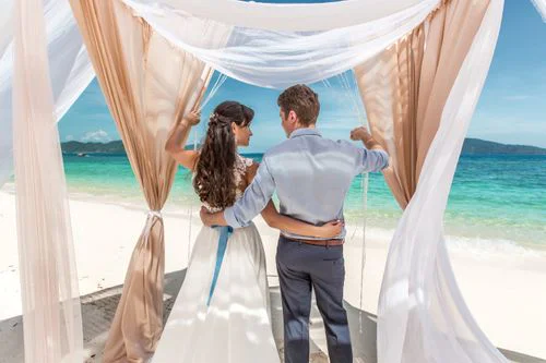 Cream and green geometric bamboo wedding arch, Vika and Valentin, Phuket — photo 27