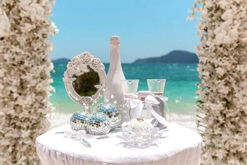 White classic floral wedding arch, Katya and Sasha, Phuket — photo 3