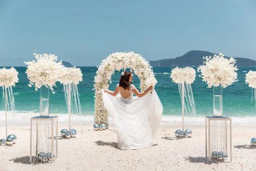 White classic floral wedding arch, Katya and Sasha, Phuket — photo 27