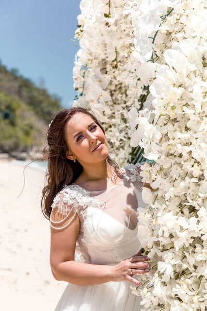 White classic floral wedding arch, Katya and Sasha, Phuket — photo 29