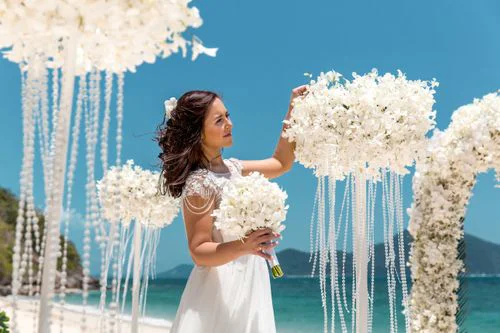 White classic floral wedding arch, Katya and Sasha, Phuket — photo 30