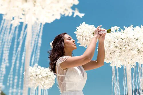 White classic floral wedding arch, Katya and Sasha, Phuket — photo 31
